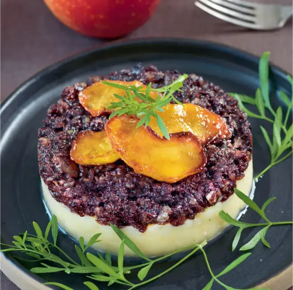 Parmentier de boudin noir à la purée de cèleri et pommes caramélisées Parmentier de boudin noir à la purée de cèleri et pommes caramélisées